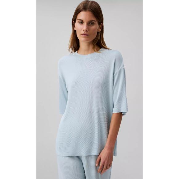 Calvin Klein Women's Shiny  Texture Relaxed T-shit Pants Set. XL - Picture 3 of 5